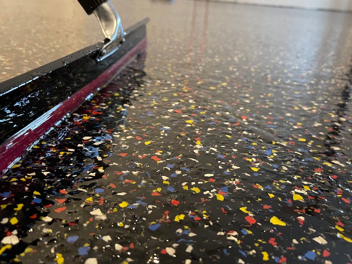 Epoxy-Flake-Flooring